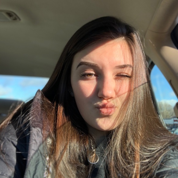 Meet your Posher, Jordan - Picture 1 of 1